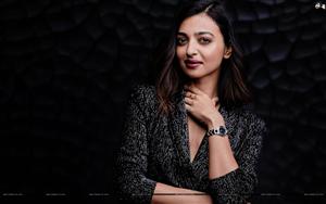 Radhika Apte gives a stunning shot for the lens